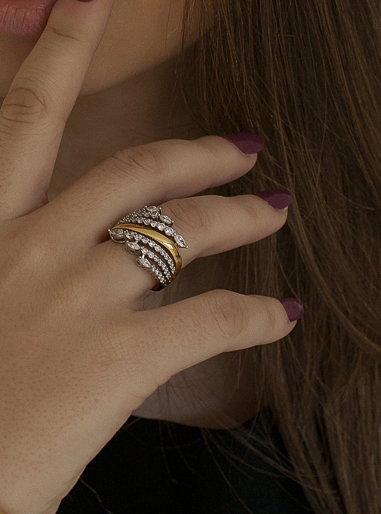 Anillo de plata 925 bicolor con circonitas talla marquise