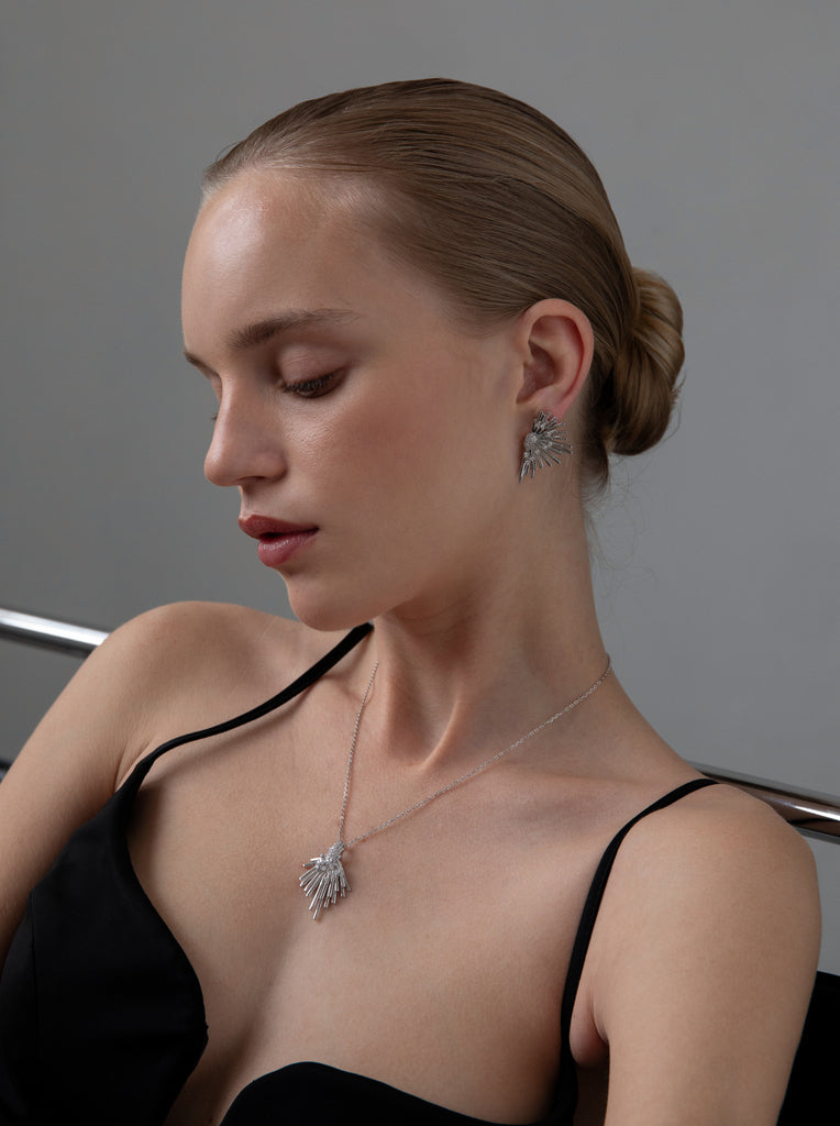 Pendientes originales de plata con circonitas diseño abanico