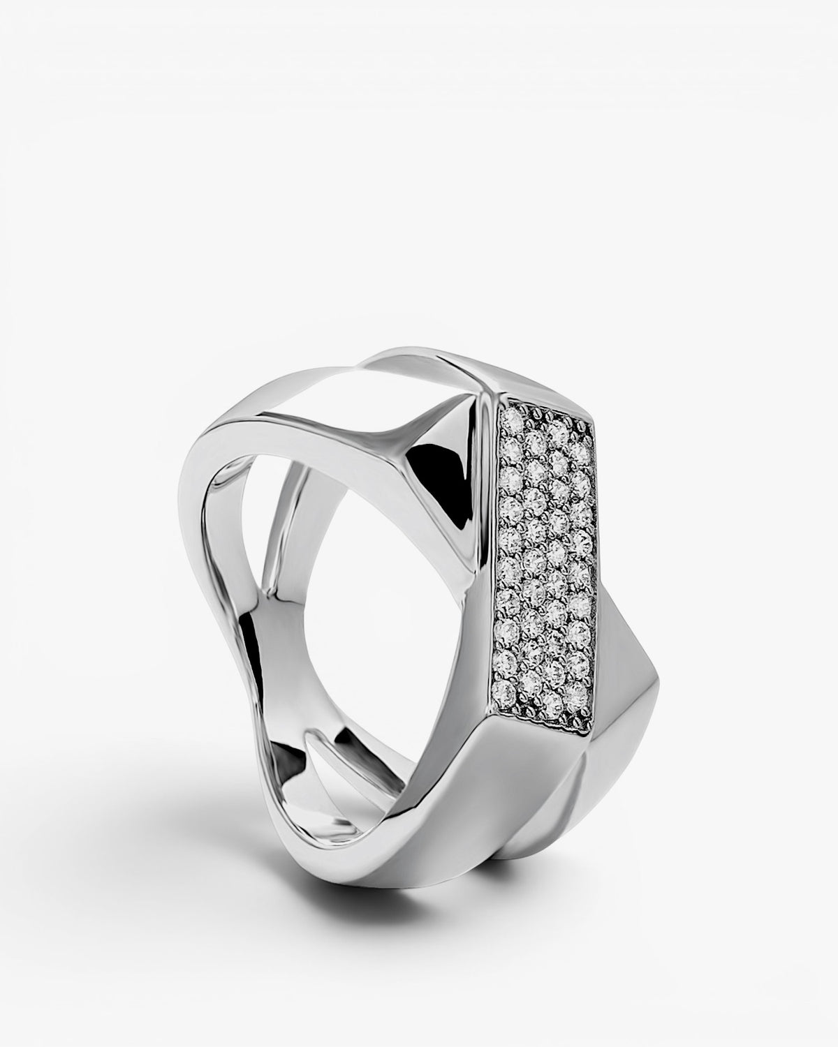 Anillo de plata 925 con placa vertical de circonitas