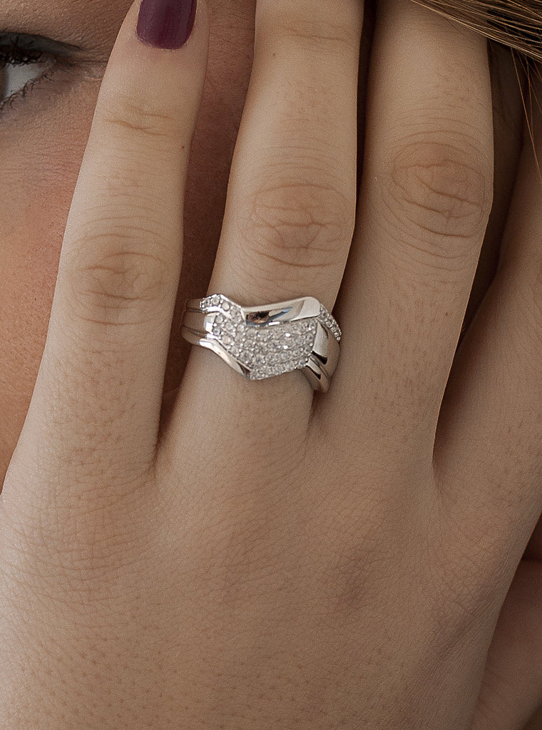 Anillo ancho de plata 925 con bloque pavé de circonitas