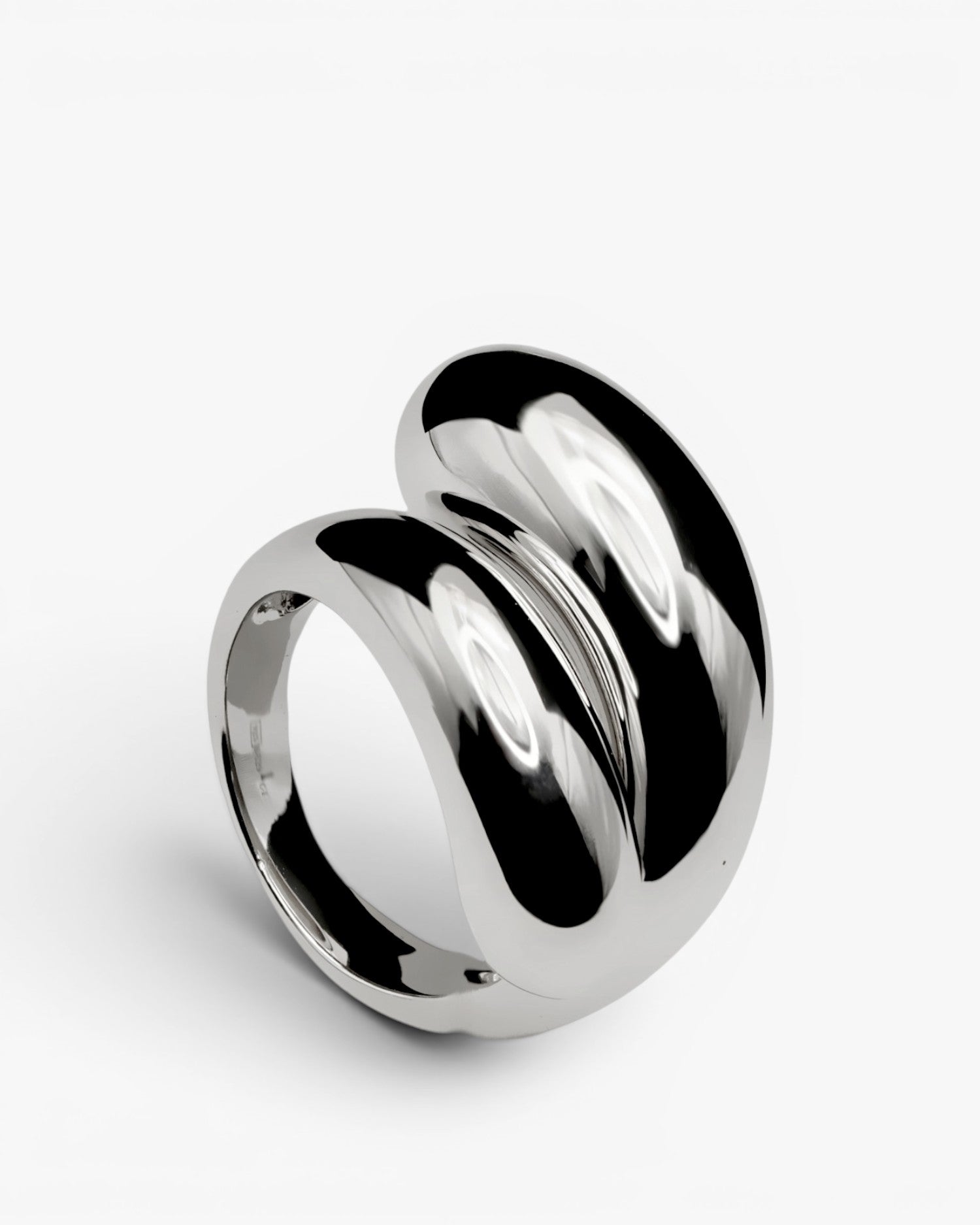 Anillo original de plata diseño abierto enrollado