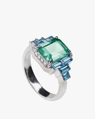 Bague en argent avec pierre verte et baguettes bleu ciel