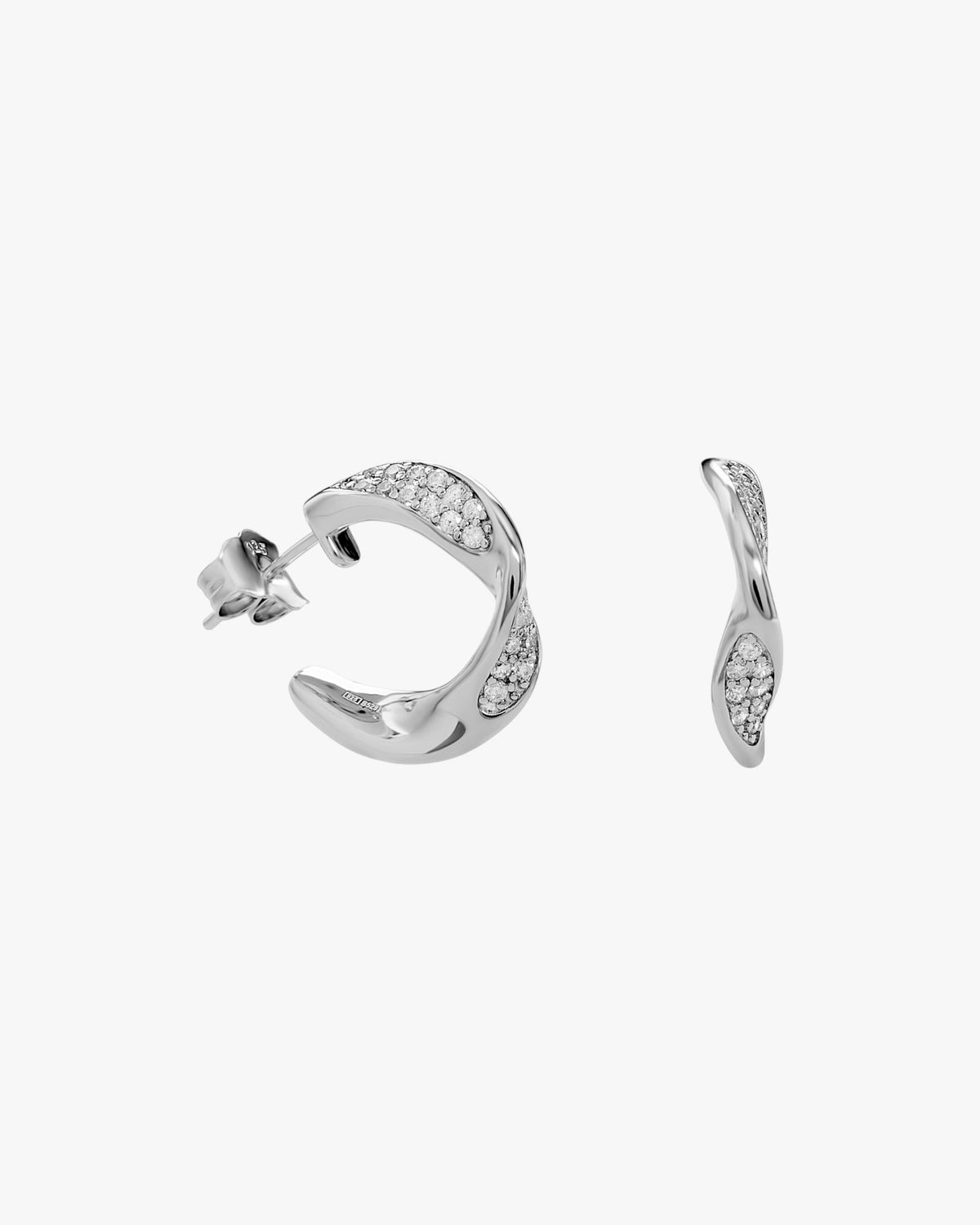 Silver earrings with cubic zirconia and a wavy design