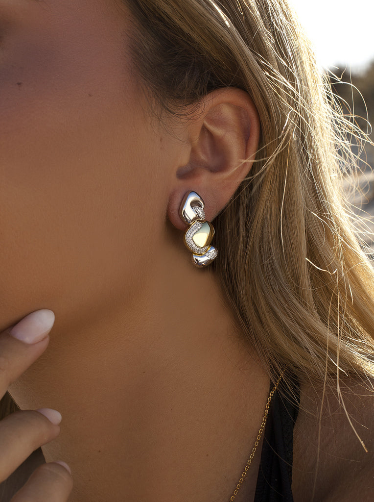 Pendientes bicolor de plata y dorado con circonitas