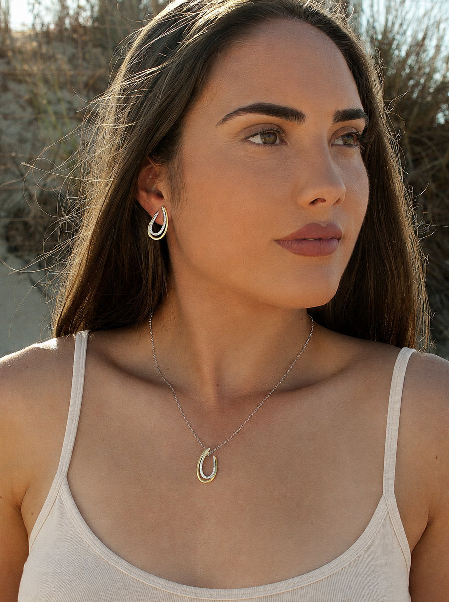 Collar bicolor de gota abierta con circonitas