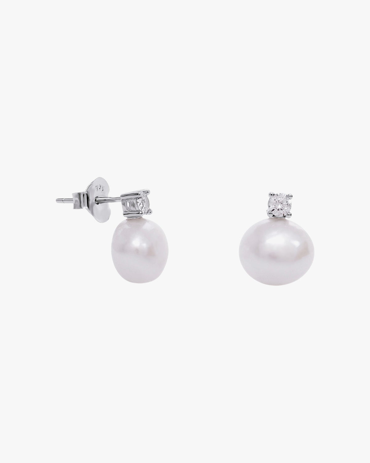 Silver earrings with pearl and cubic zirconia
