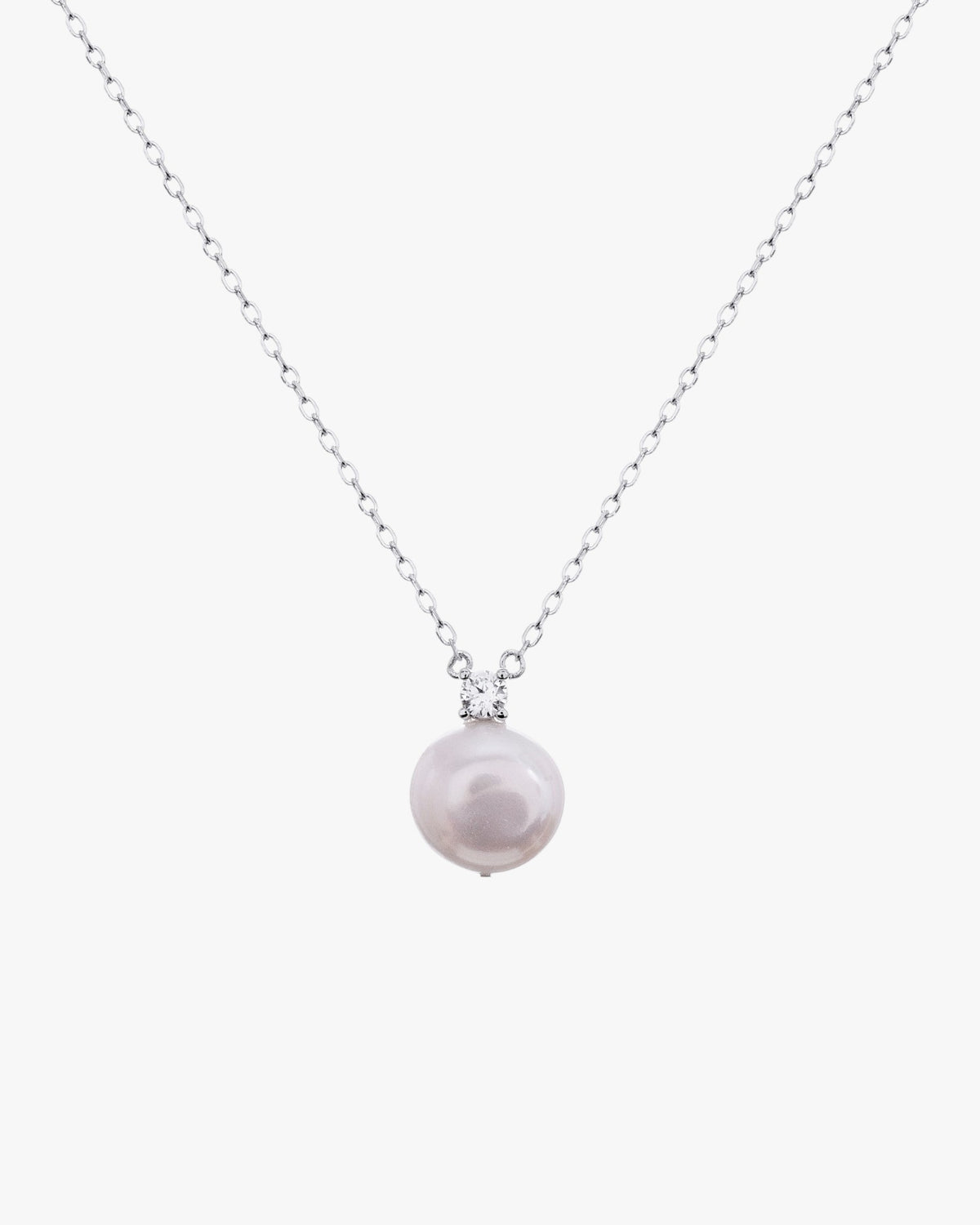 Silver necklace with pearl and zirconia pendant