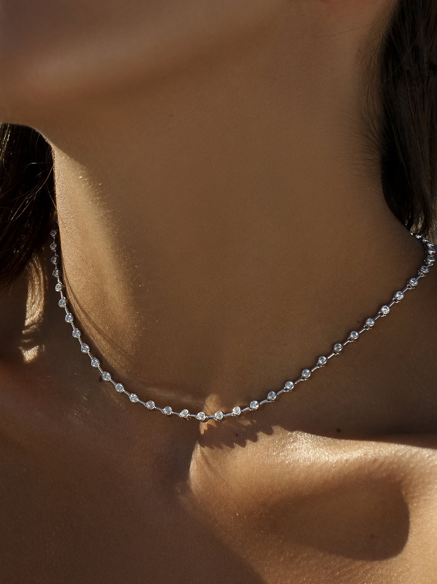 Collares fiesta cortos con circonitas pequeñas