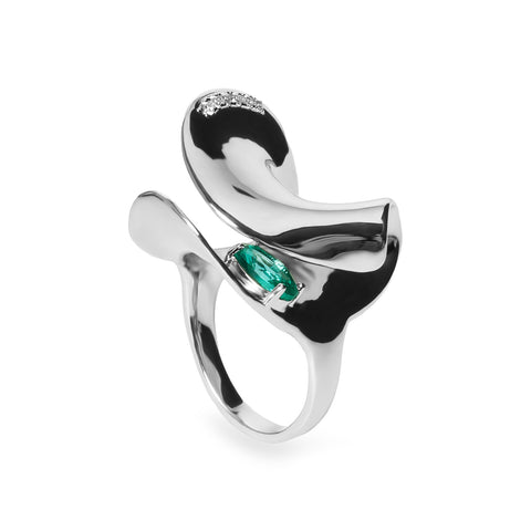 Anillo abierto de plata con zafiro azul y circonitas