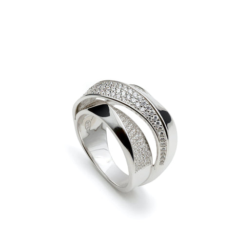 Anillo ancho de plata con circonita con volumen