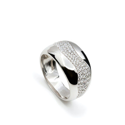 Anillo ancho de plata con onda de circonitas