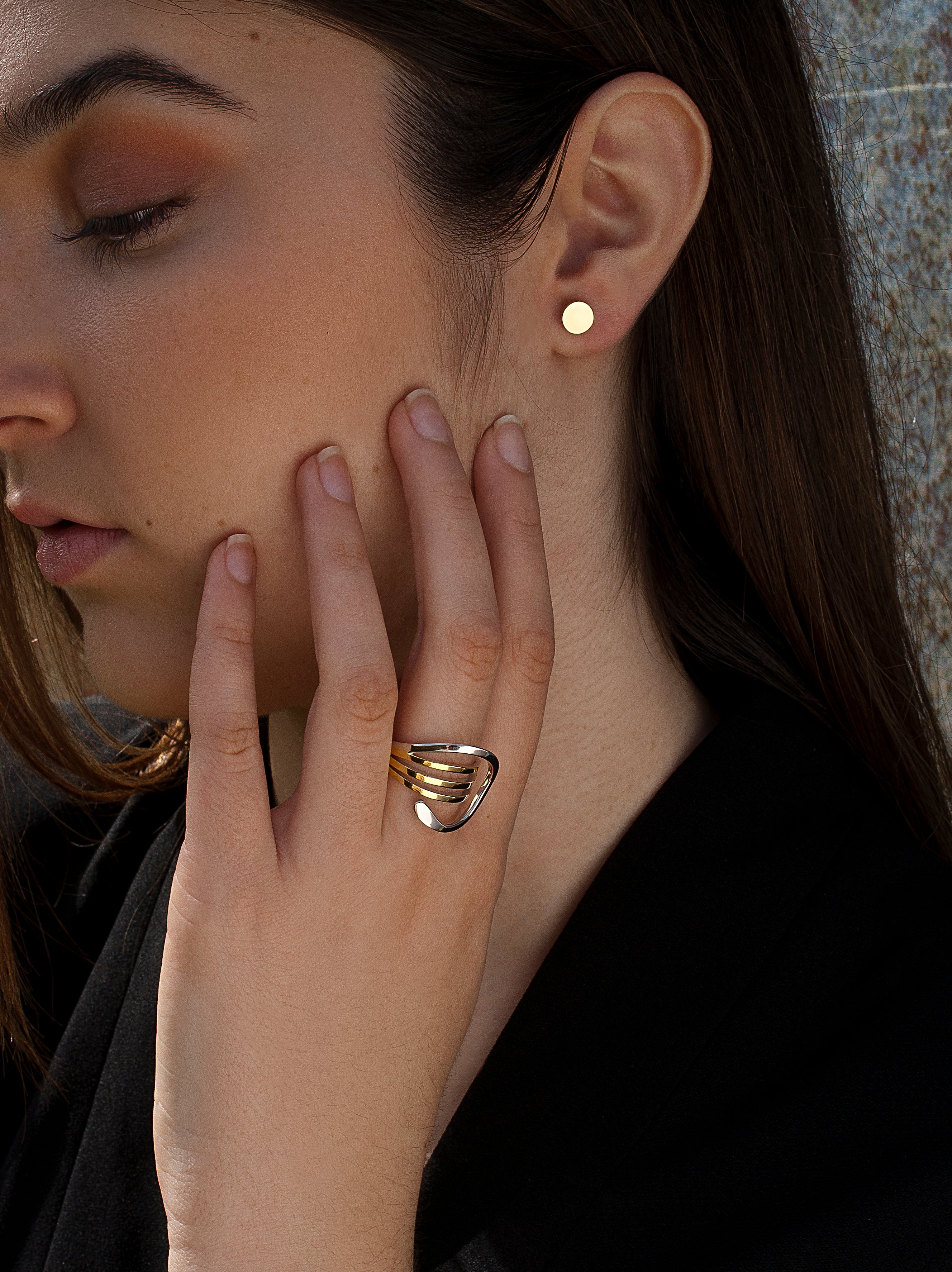 ring two tone silver three rails gold and central circle