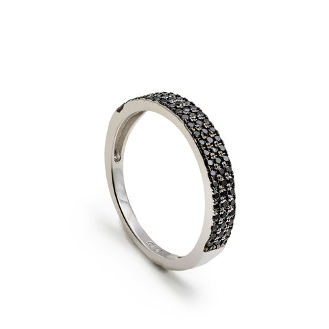 bague de argent avec tres lineas de mini zircons noir