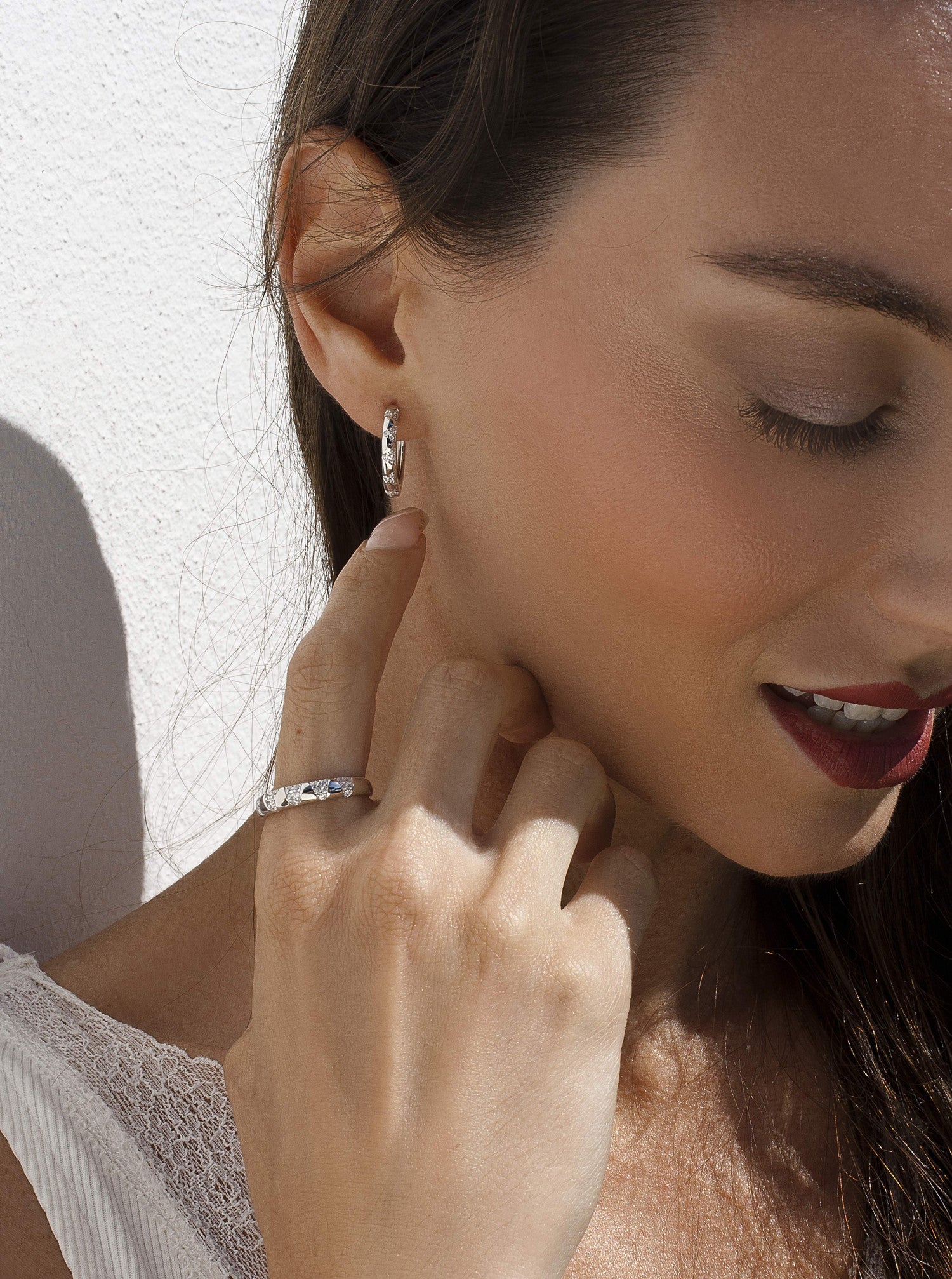 ring silver design triangular with zirconias