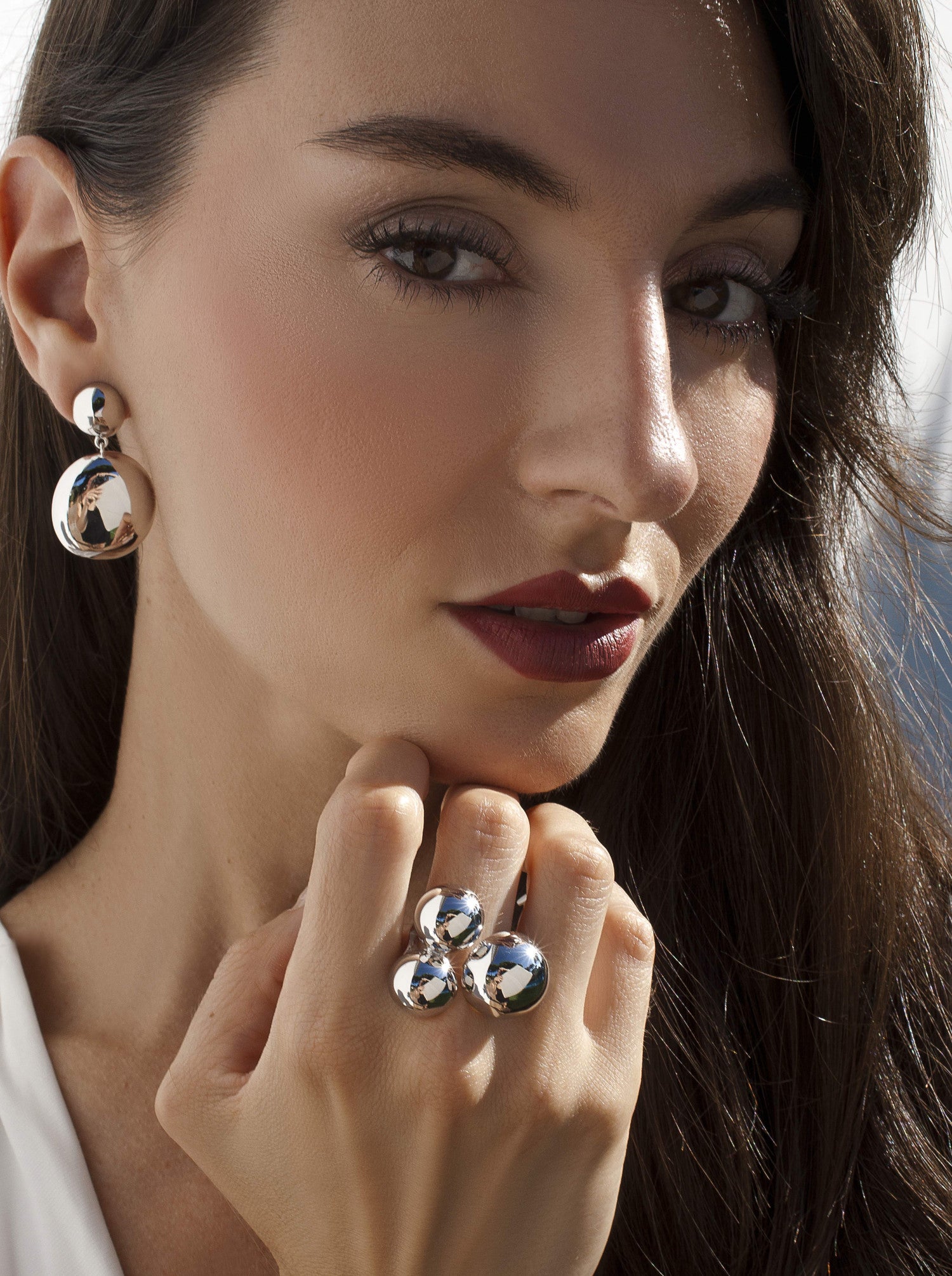 Anillo de plata grande con tres esferas