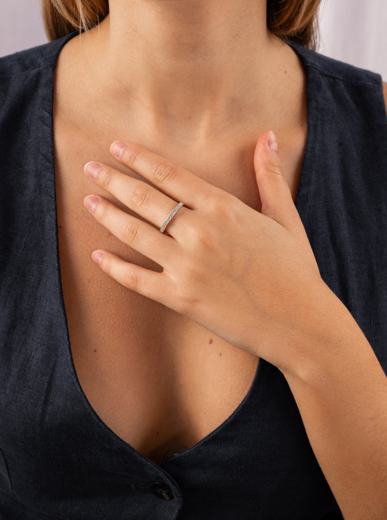 bague fino de argent avec zircons style hexagonal