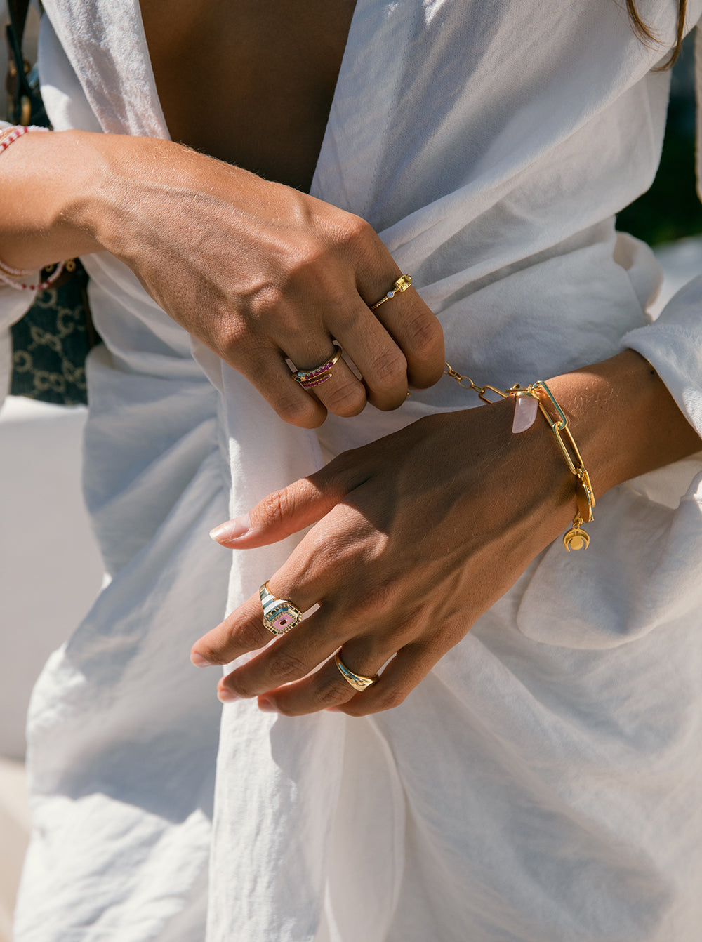 Anillo sello diseño octagonal con esmalte y circonitas-LINEARGENT