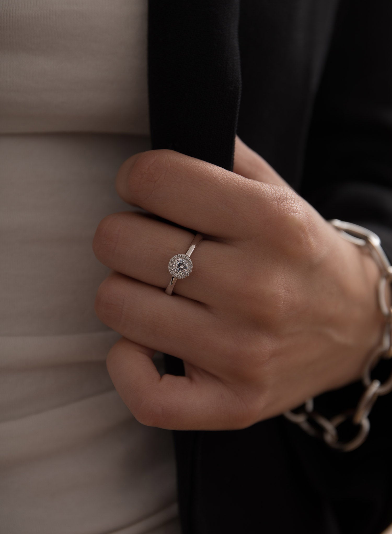 bague solitaires design de quartz adamantine LINEARGENT