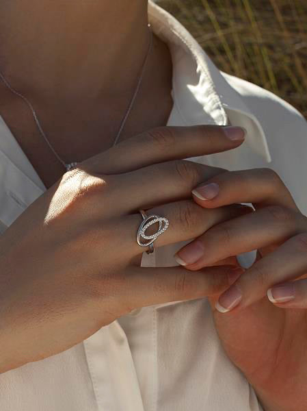 zirconias Rings design double oval circle and zirconias