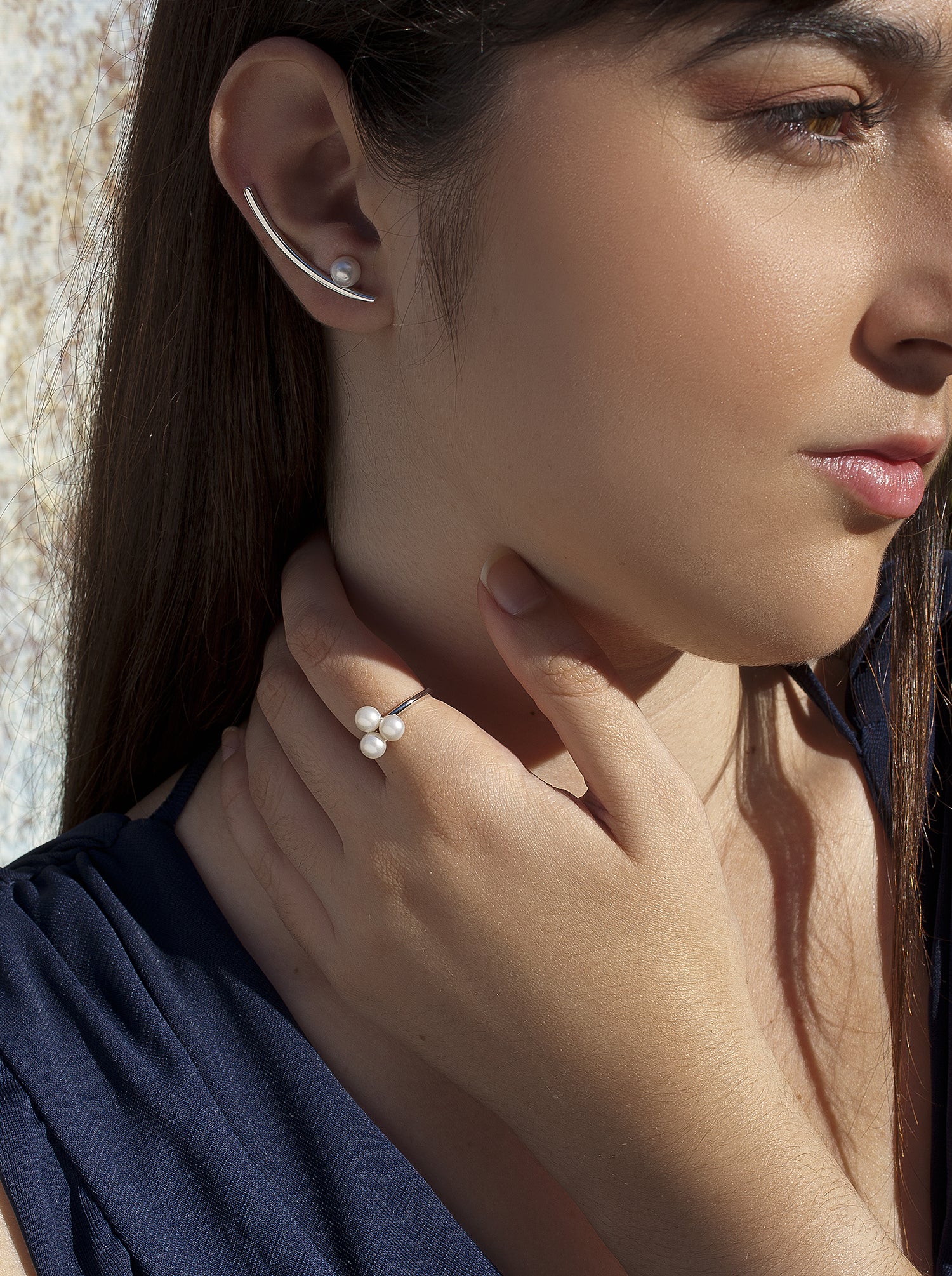 Anillos con perlas de plata diseño clásico con tres perlas-LINEARGENT