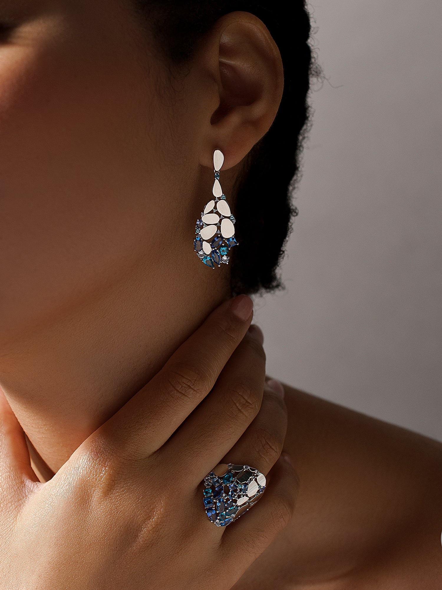 Anillos con piedras de colores de tonos azules-LINEARGENT