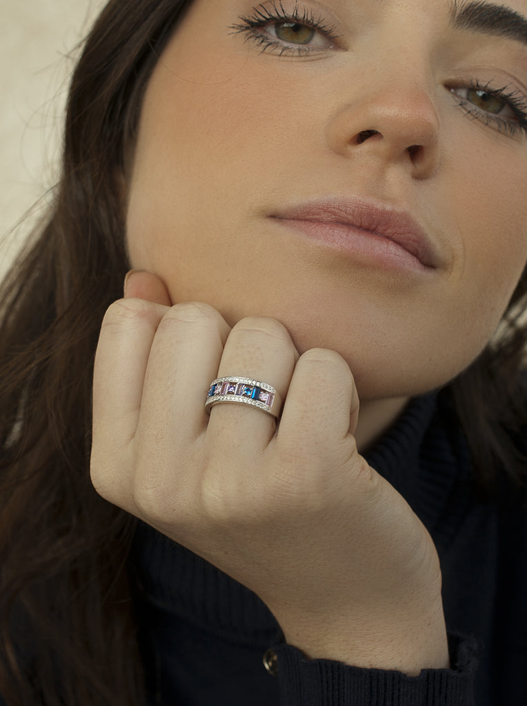 Anillos con piedras diseño carril de gemas mutlicolor