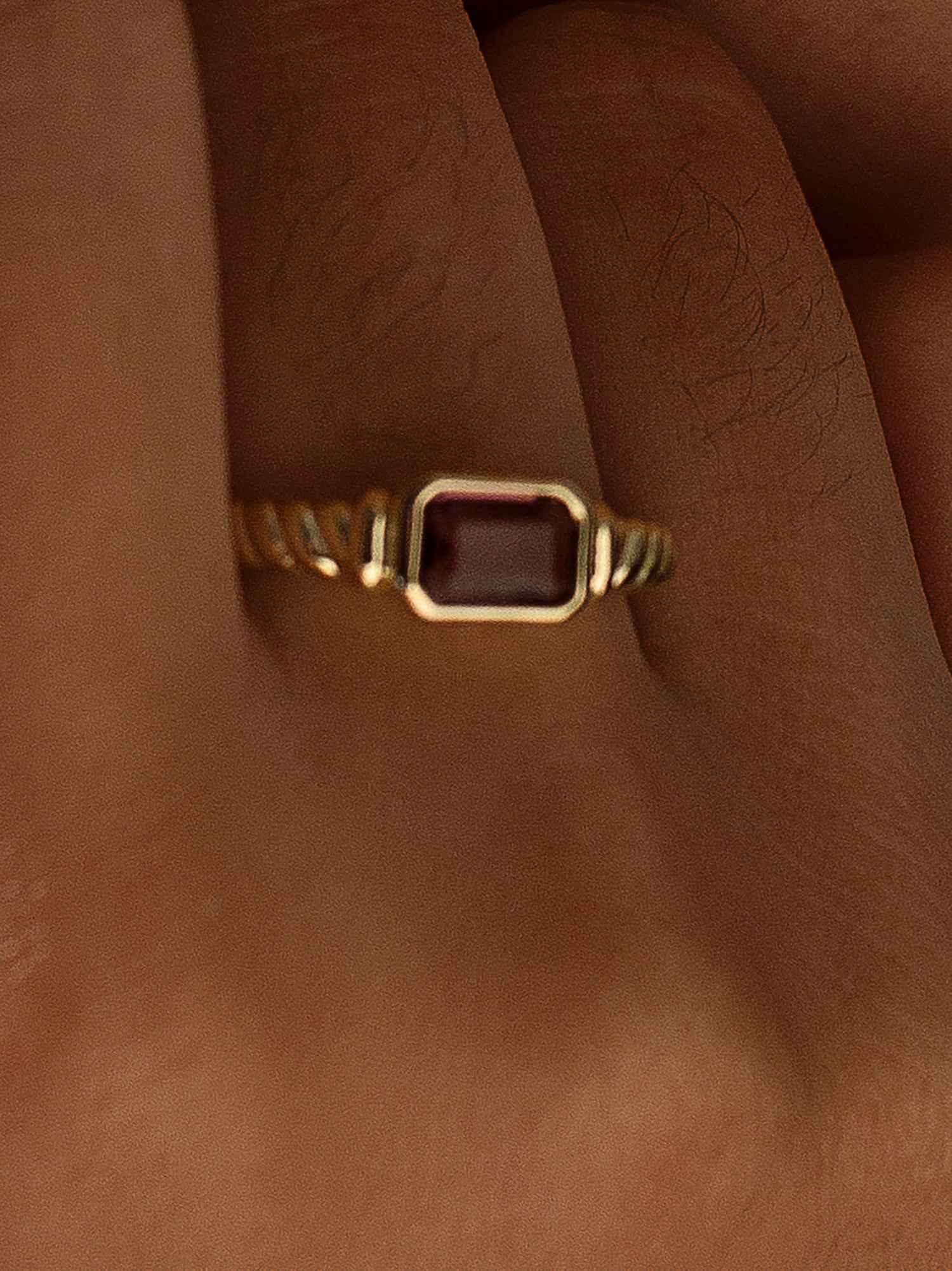 Anillos con piedras talla radiante en tono rosa-LINEARGENT