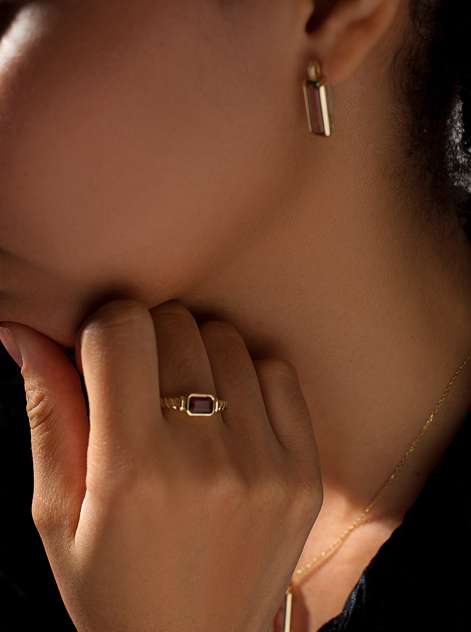 Anillos con piedras talla radiante en tono rosa