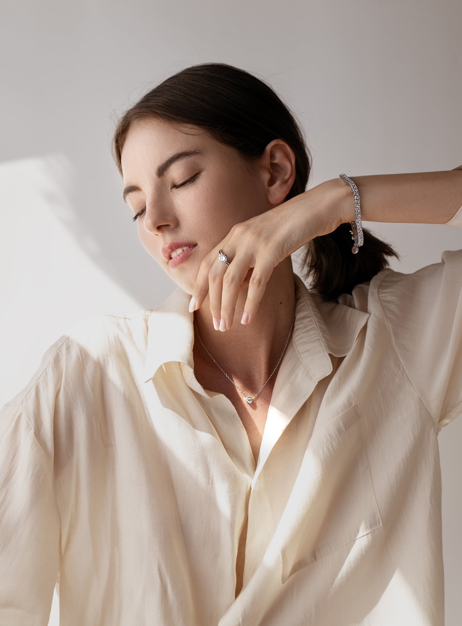 Anillos de compromiso de plata diseño de carril dividido