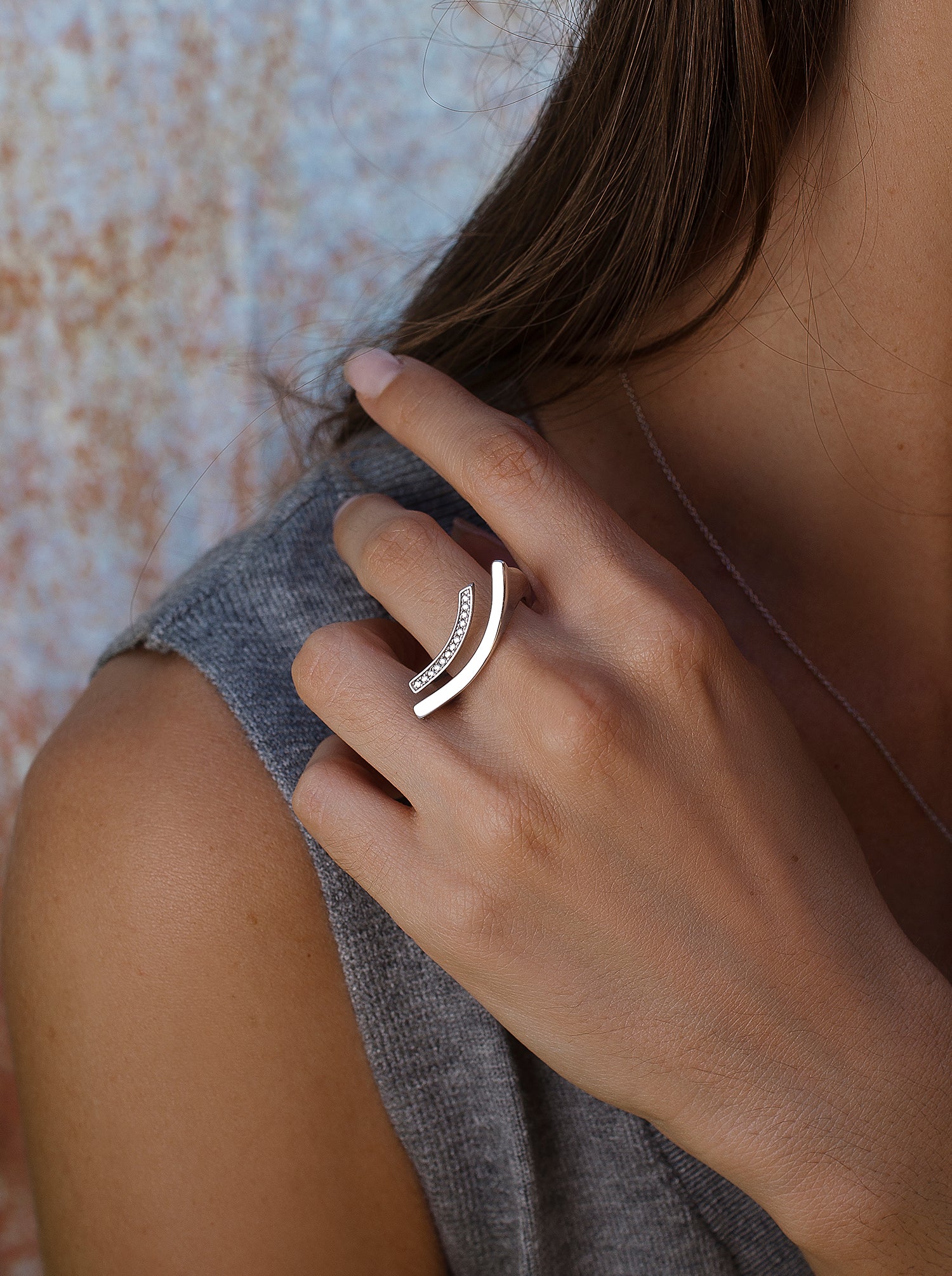 Anneaux de design de argent style minimaliste