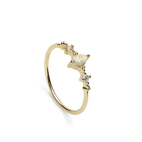 Anillos finos de plata bañada en oro con ópalo central y circonitas-LINEARGENT