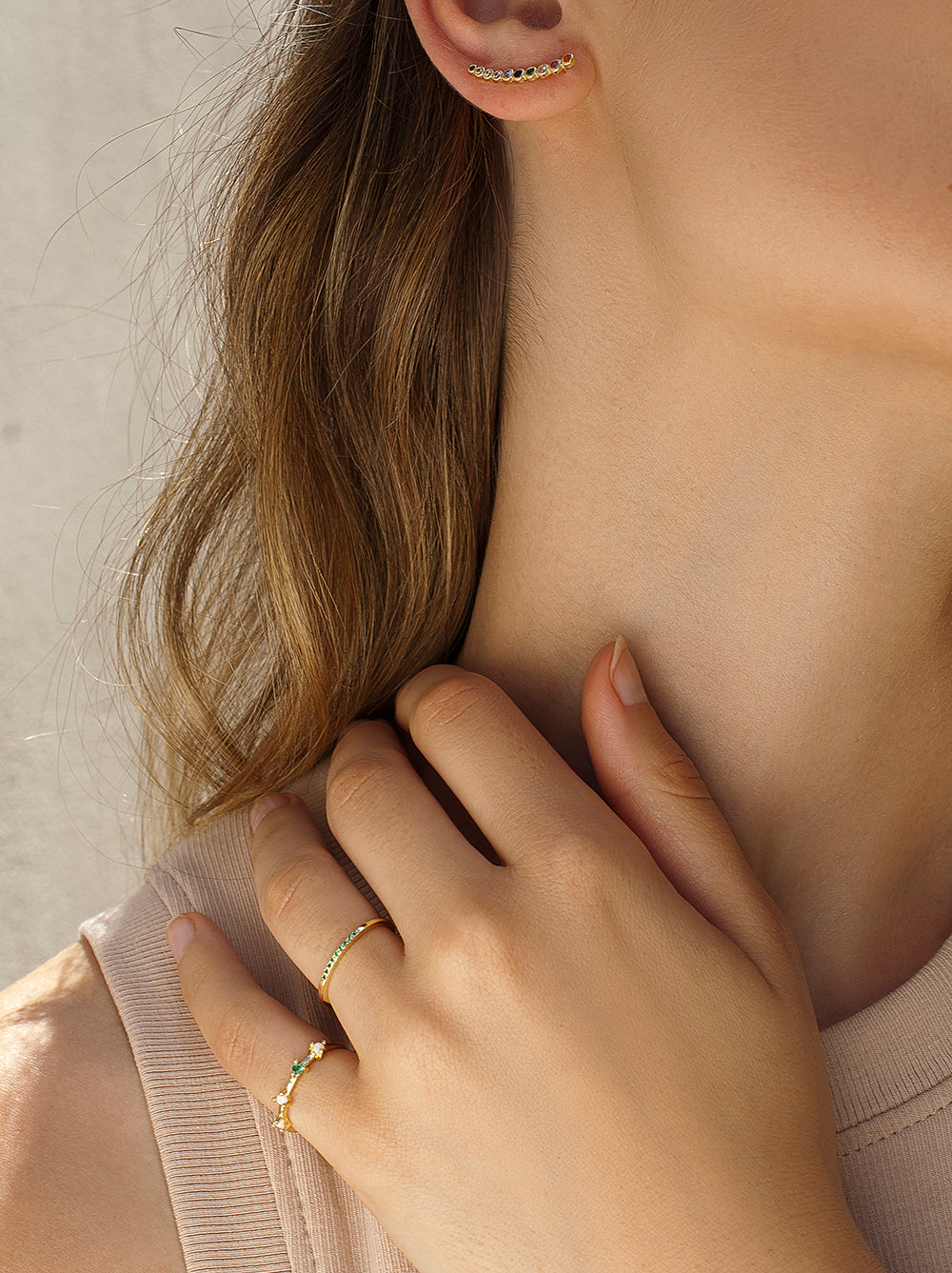 Anillos finos de plata diseño de cuarzos adamantinos multicolores