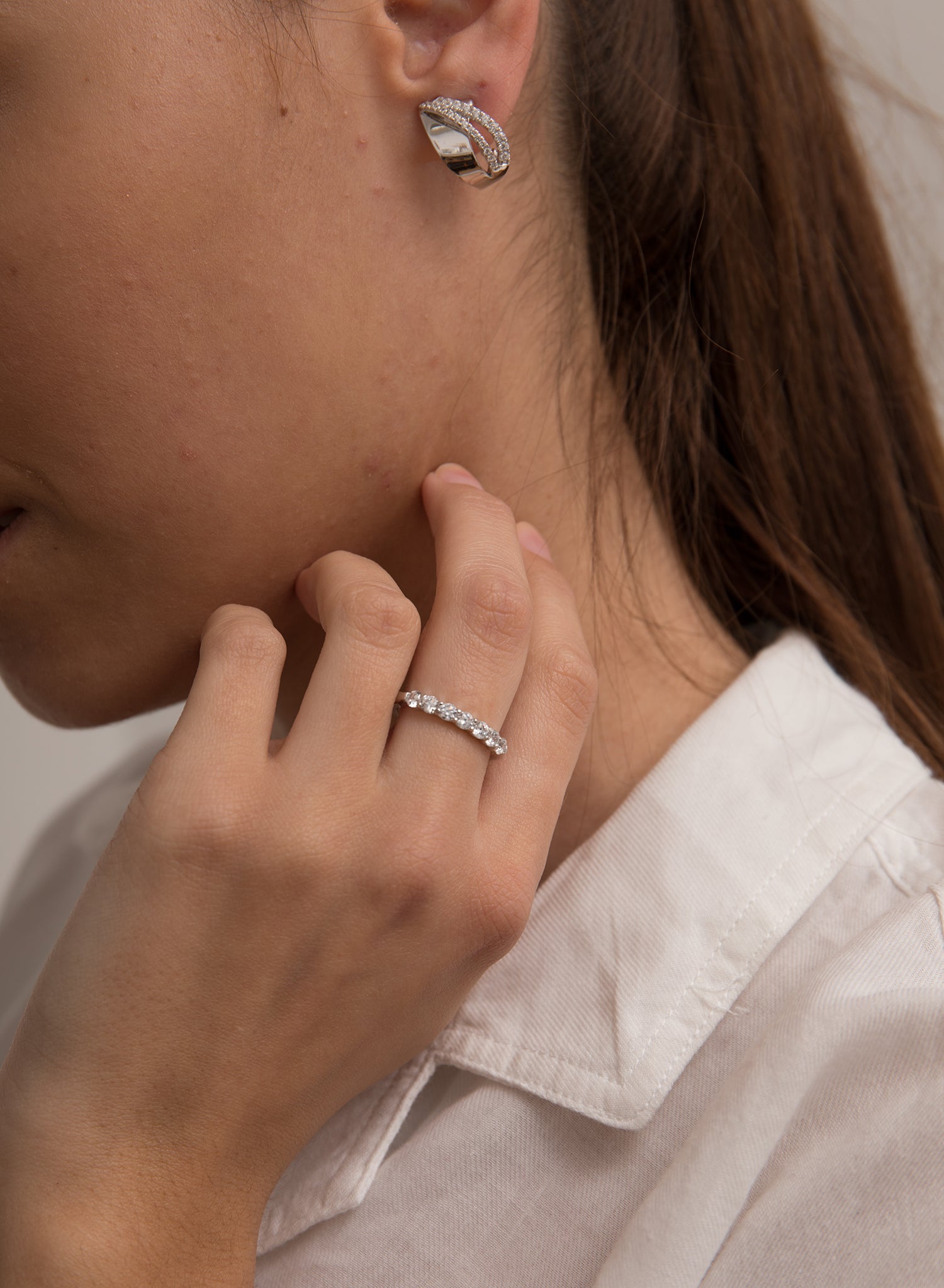 Thin Rings design dazzling with LINEARGENT