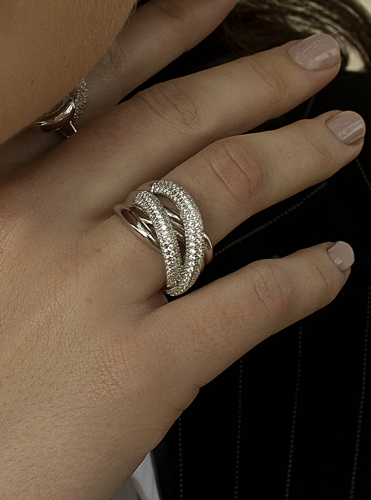 Rings Large silver design of intertwined bands