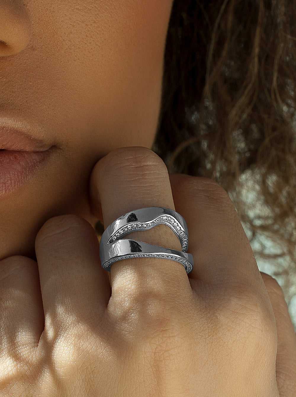 Anillos grandes diseño doble carril irregular con circonitas-LINEARGENT