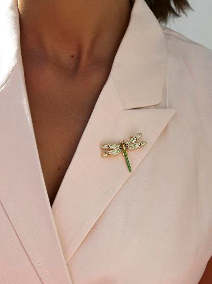 Brocheargent  or avec design dde libellule composée de zirconias multicolore