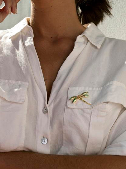 Brocheargent  or avec design de libellule composée de zircons cubiques roses et verts