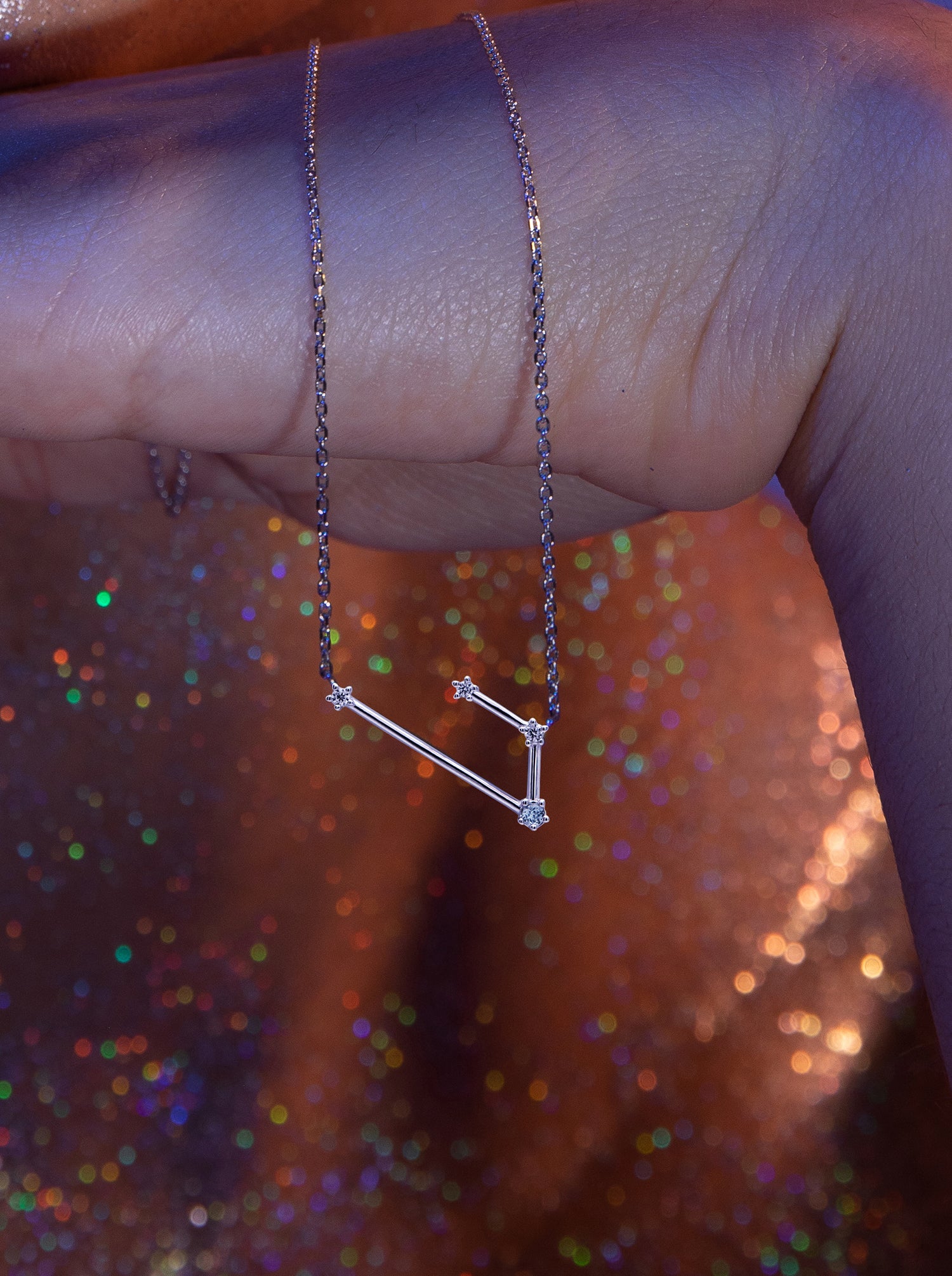 Colgante Constelación ARIES de plata con Topacio Azul natural-LINEARGENT