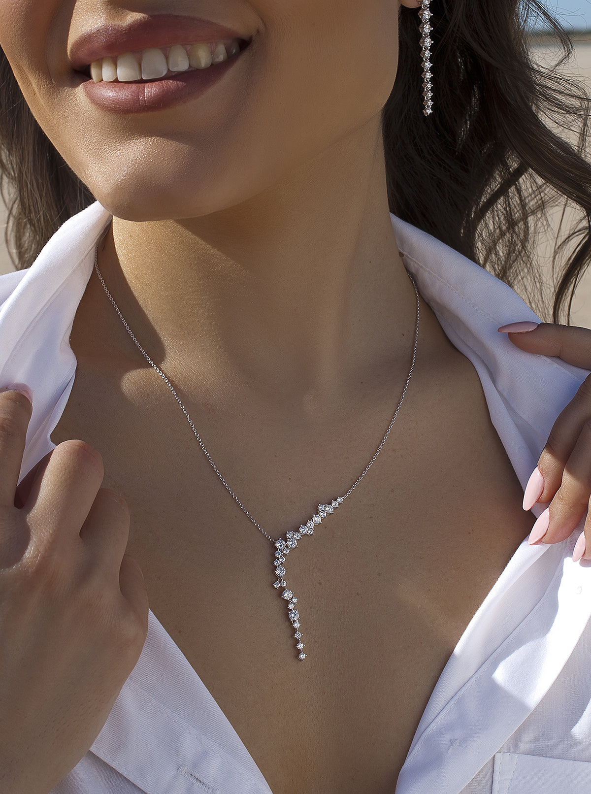 Colgante brillante de plata diseño cascada estilo novia