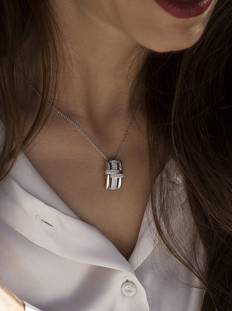 pendant brilliant silver design buckle