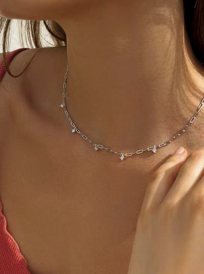 Colgante cadena de plata con circonitas colgantes