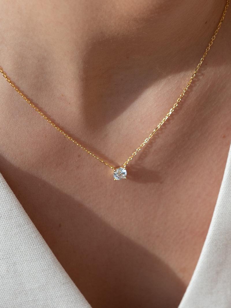 Colgantes pequeños con circonitas bañados en oro-LINEARGENT