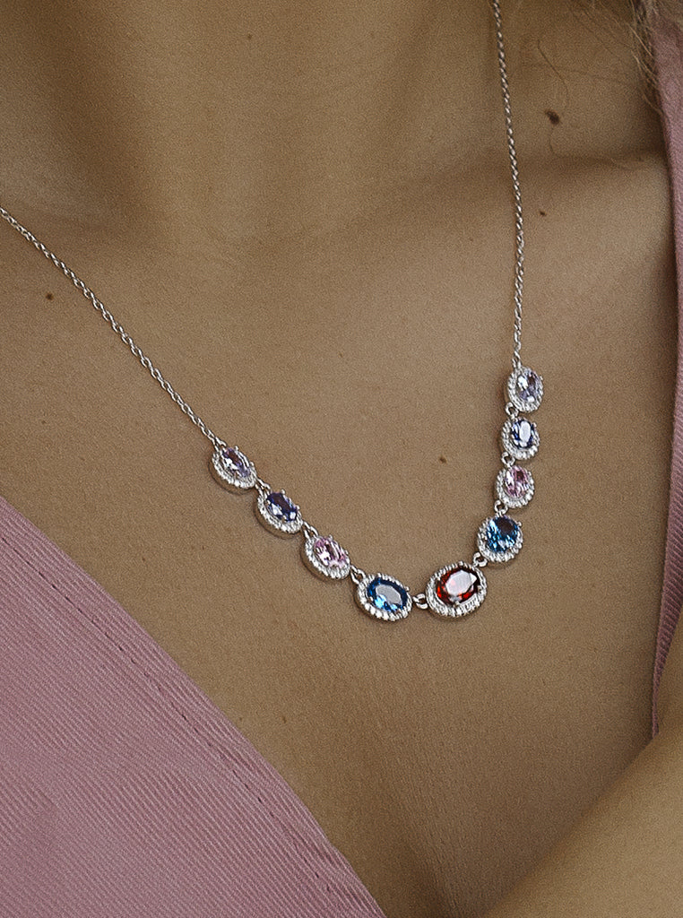 collier avec LINEARGENTtonalités LINEARGENT