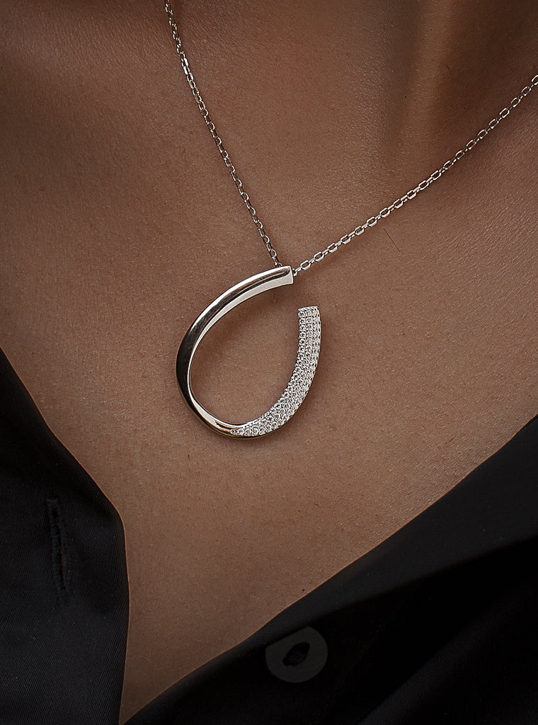 Collar de plata diseño aro abierto con circonitas-LINEARGENT
