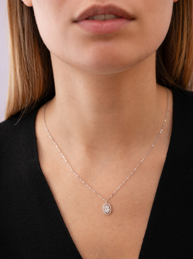 necklace small silver with zirconia in oval shape