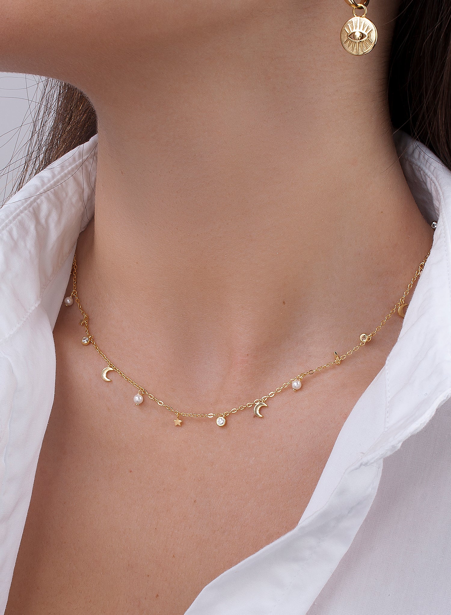 Collares con colgantes en plata baño en oro diseño variado