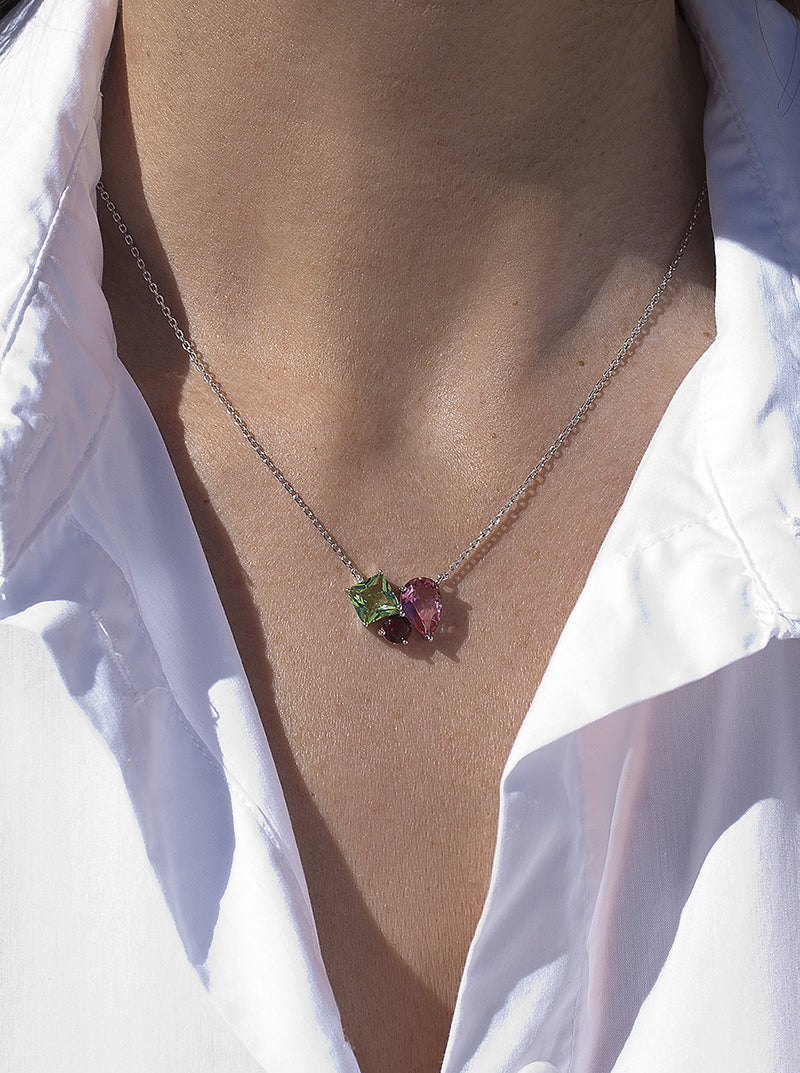 Collares con piedras cristalinas multi forma