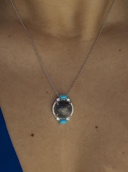 Collares con piedras naturales diseño circular con circonitas