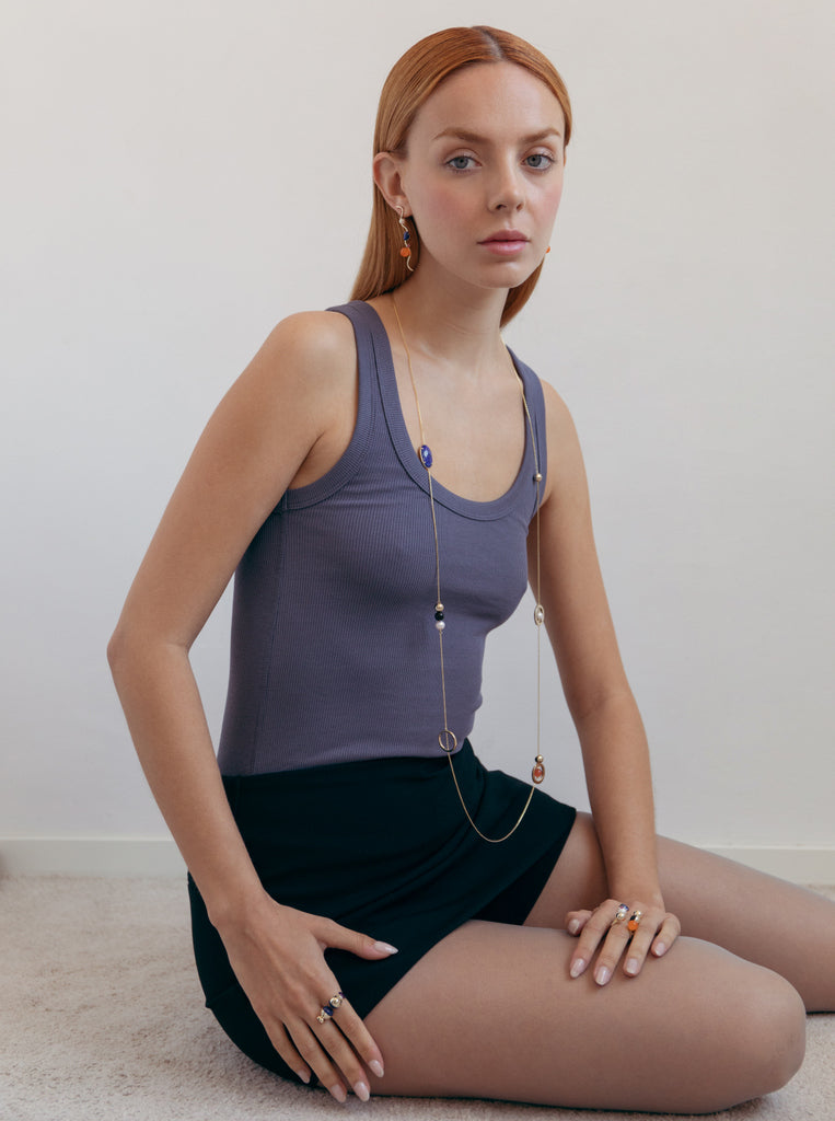 colliers longs de argent design elegante et moderne