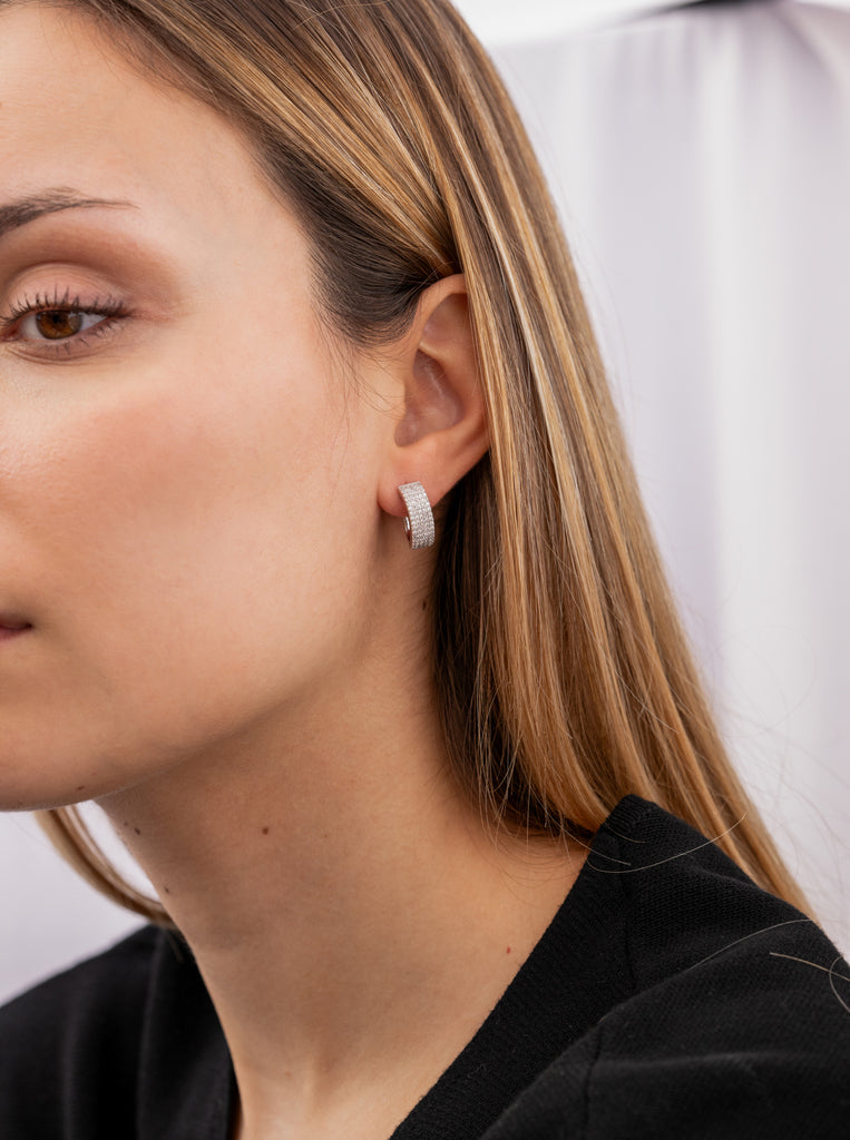 boucle de créole petite large avec zirconsLINEARGENT